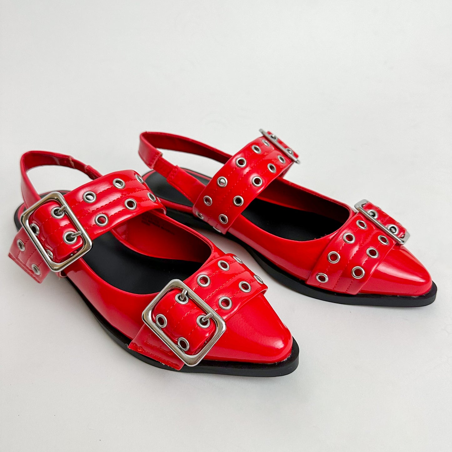 Livia Slingback Flat