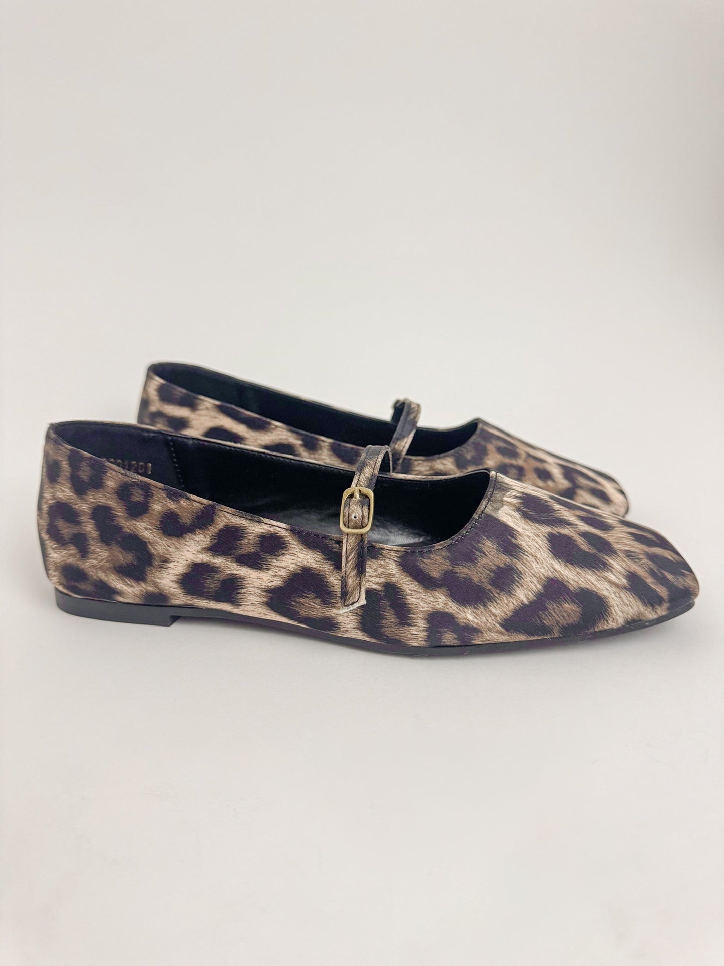 Adele Satin Flat