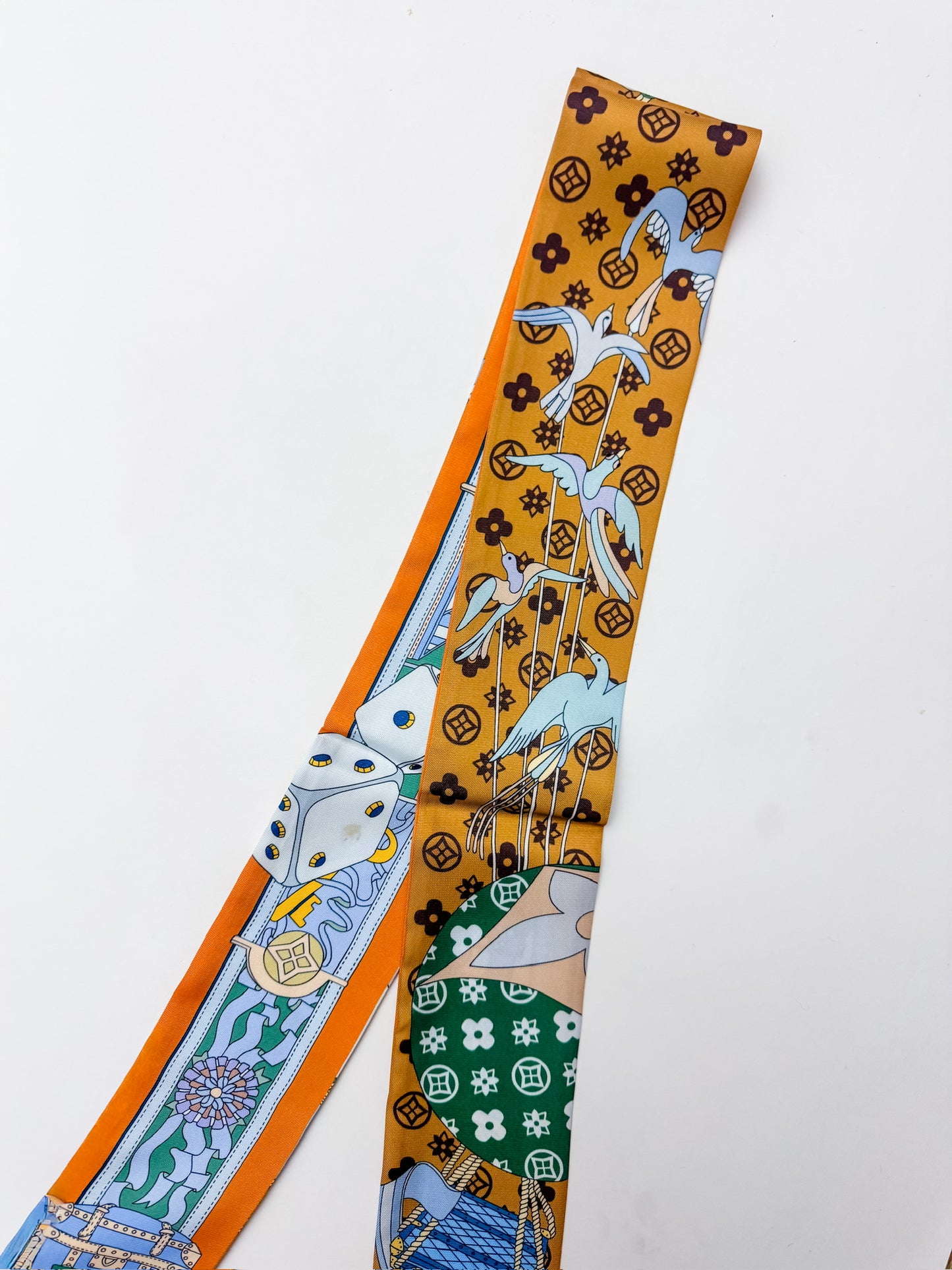 Large Ribbon Scarf