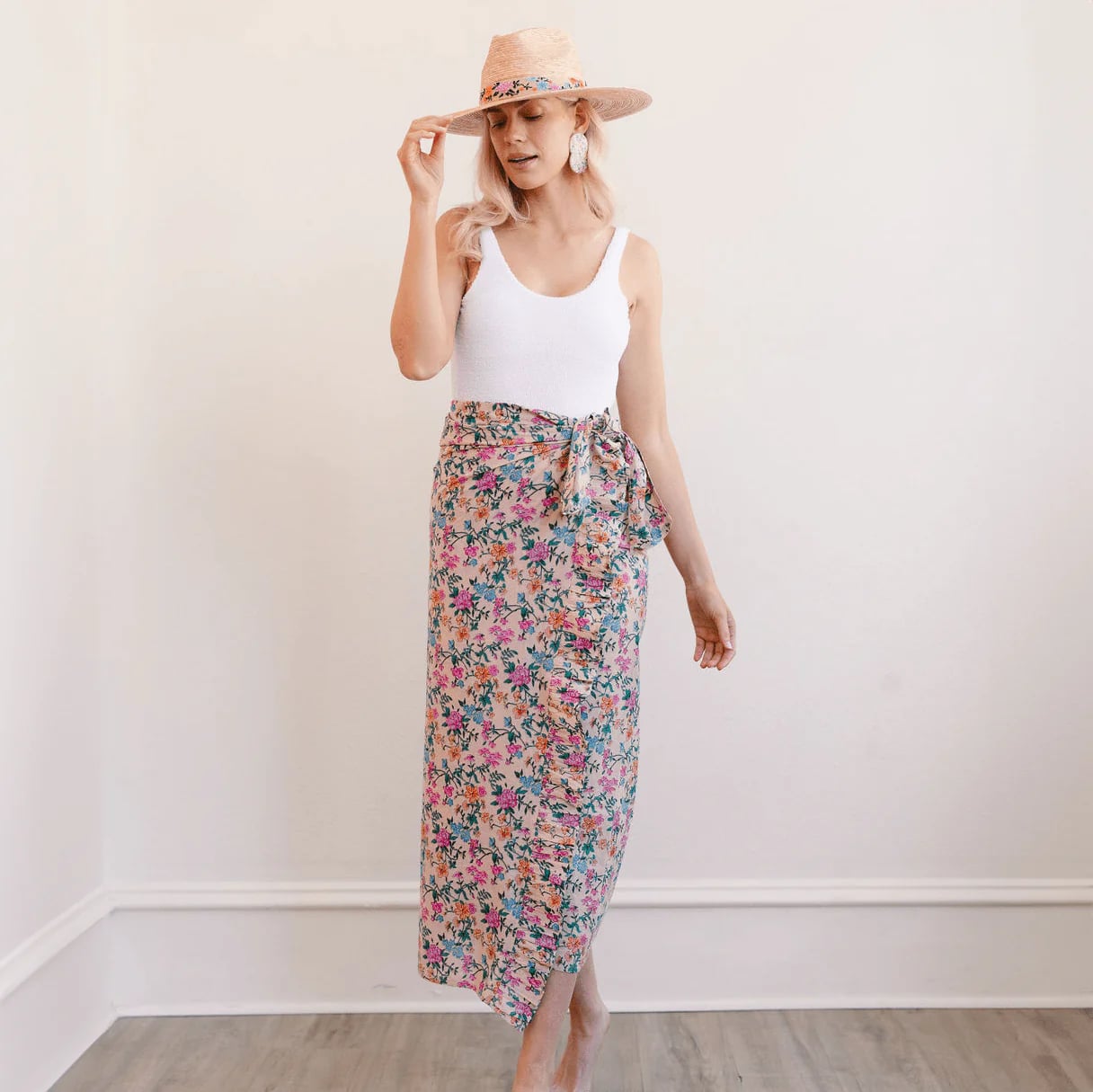 ST Flor Coconut Sarong