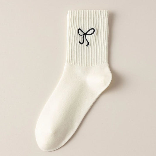Bow Embroidered Crew Socks