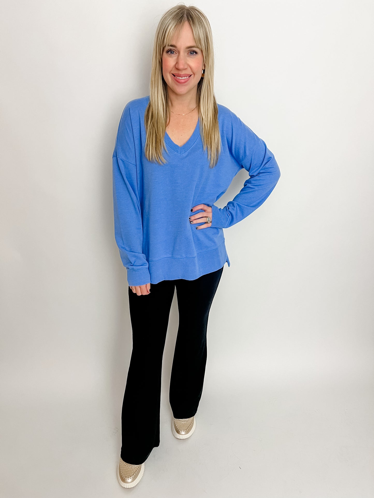 ZS Modern V-Neck Weekender