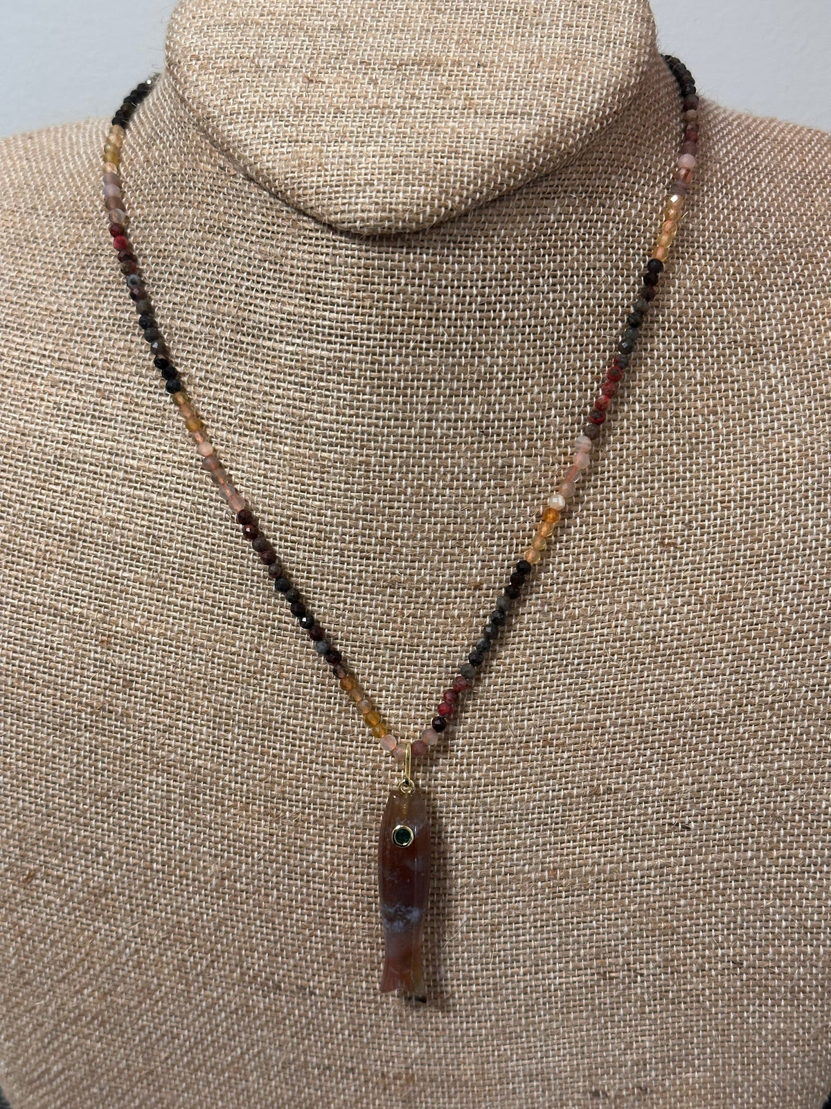 Seth Fish Beaded Necklace – Neutral
