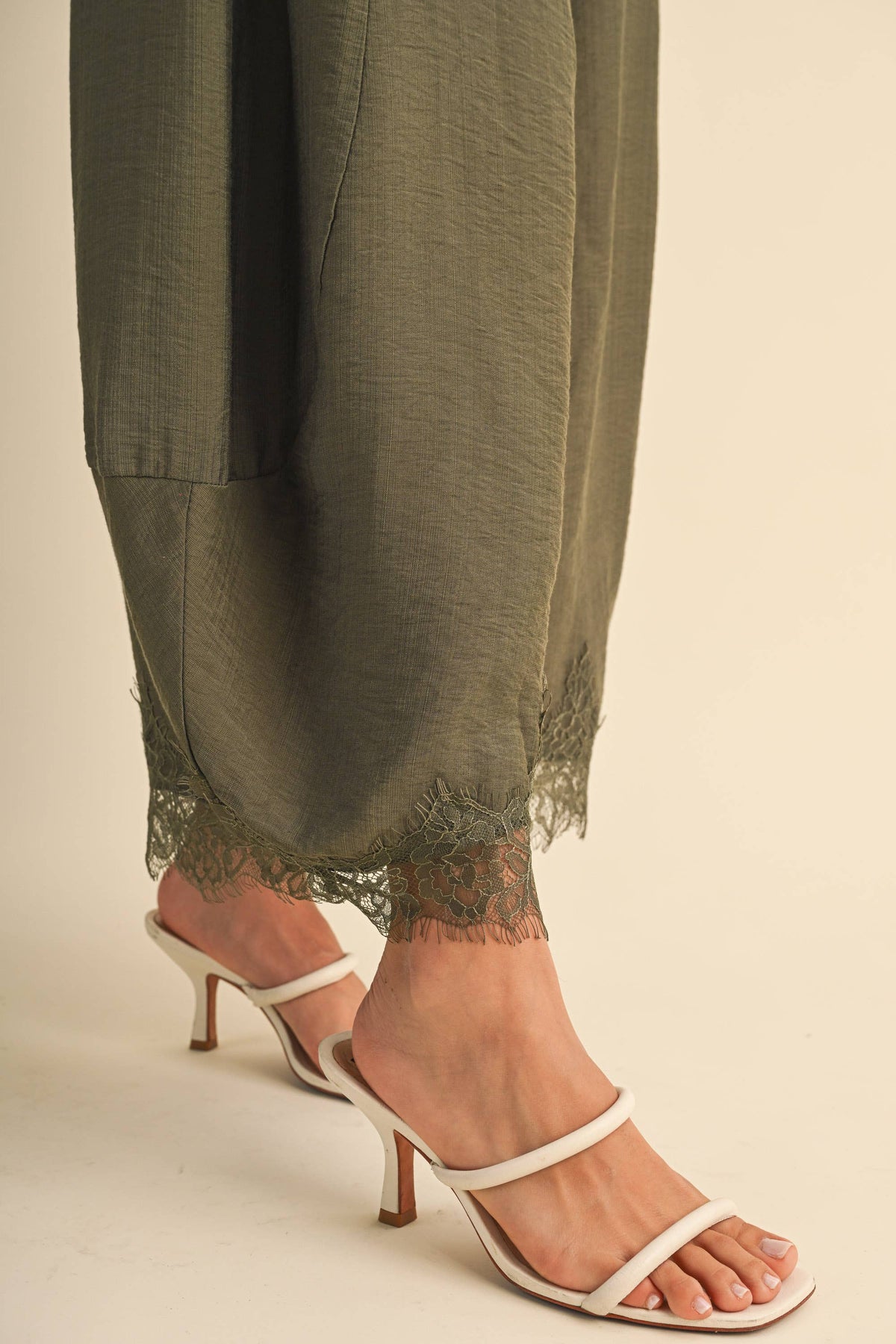 Barrel Fit Pants With Lace Trim