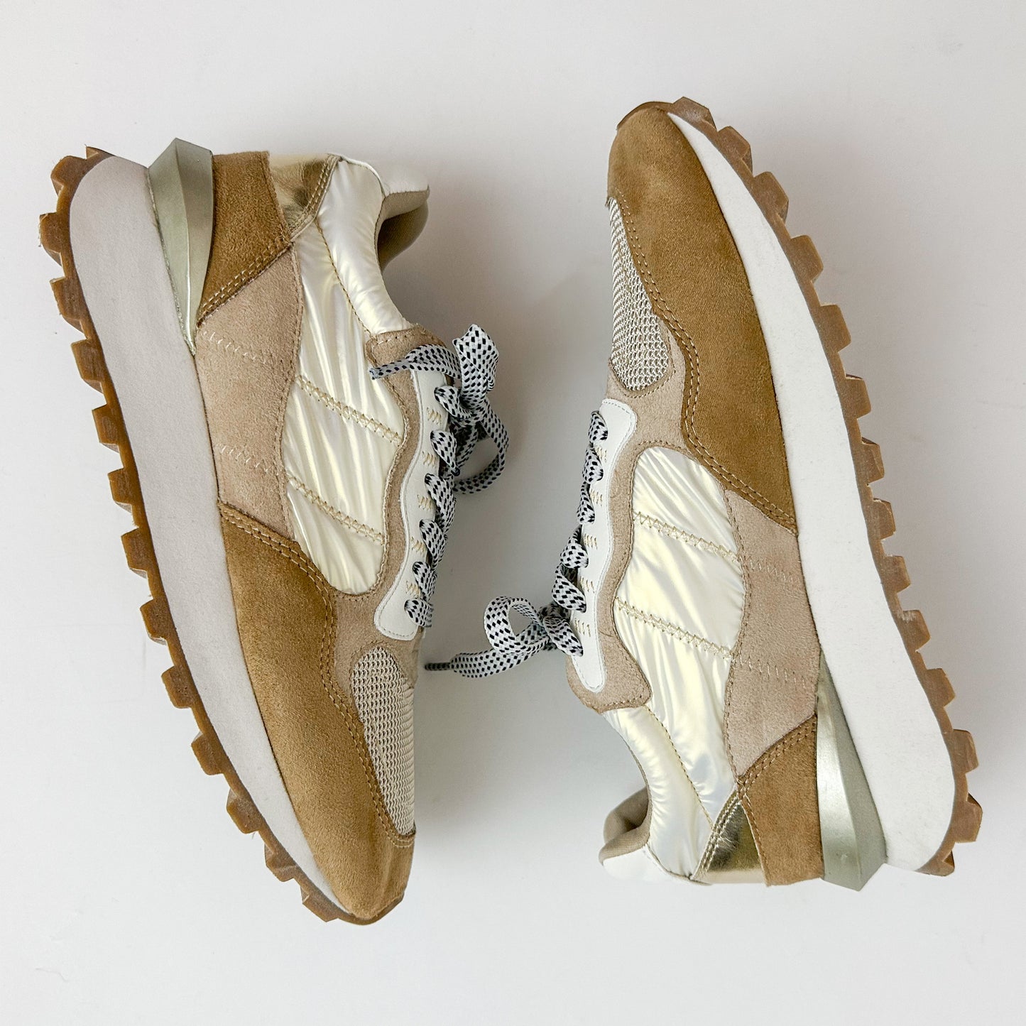 Phoebe Sneaker Camel