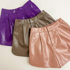 Shiny Pu Tulip Hem Short