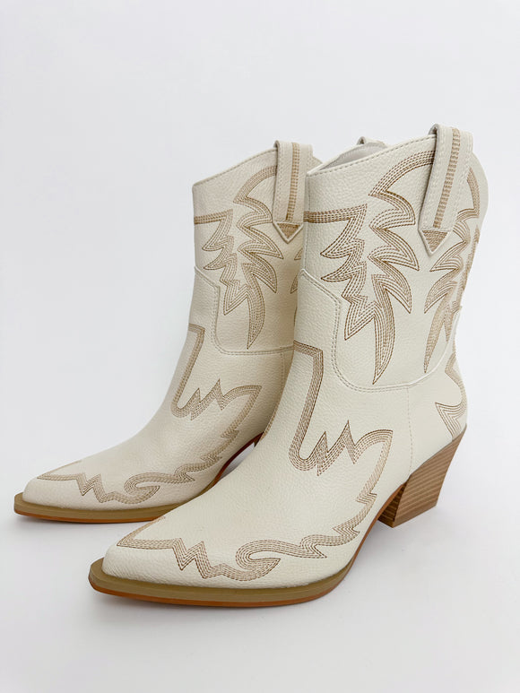 Nantes Embroidered Boot