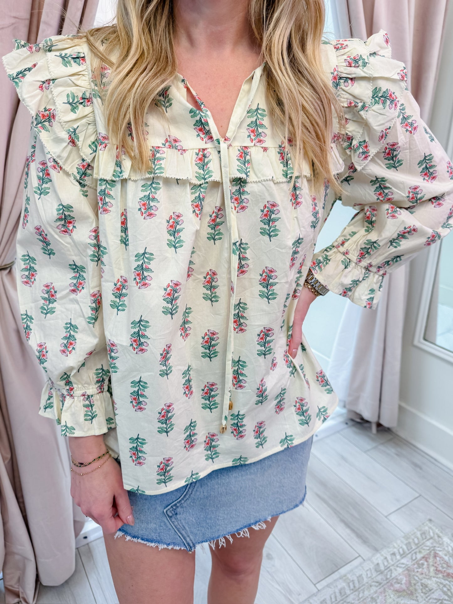 Reaching Floral Ruffle Blouse