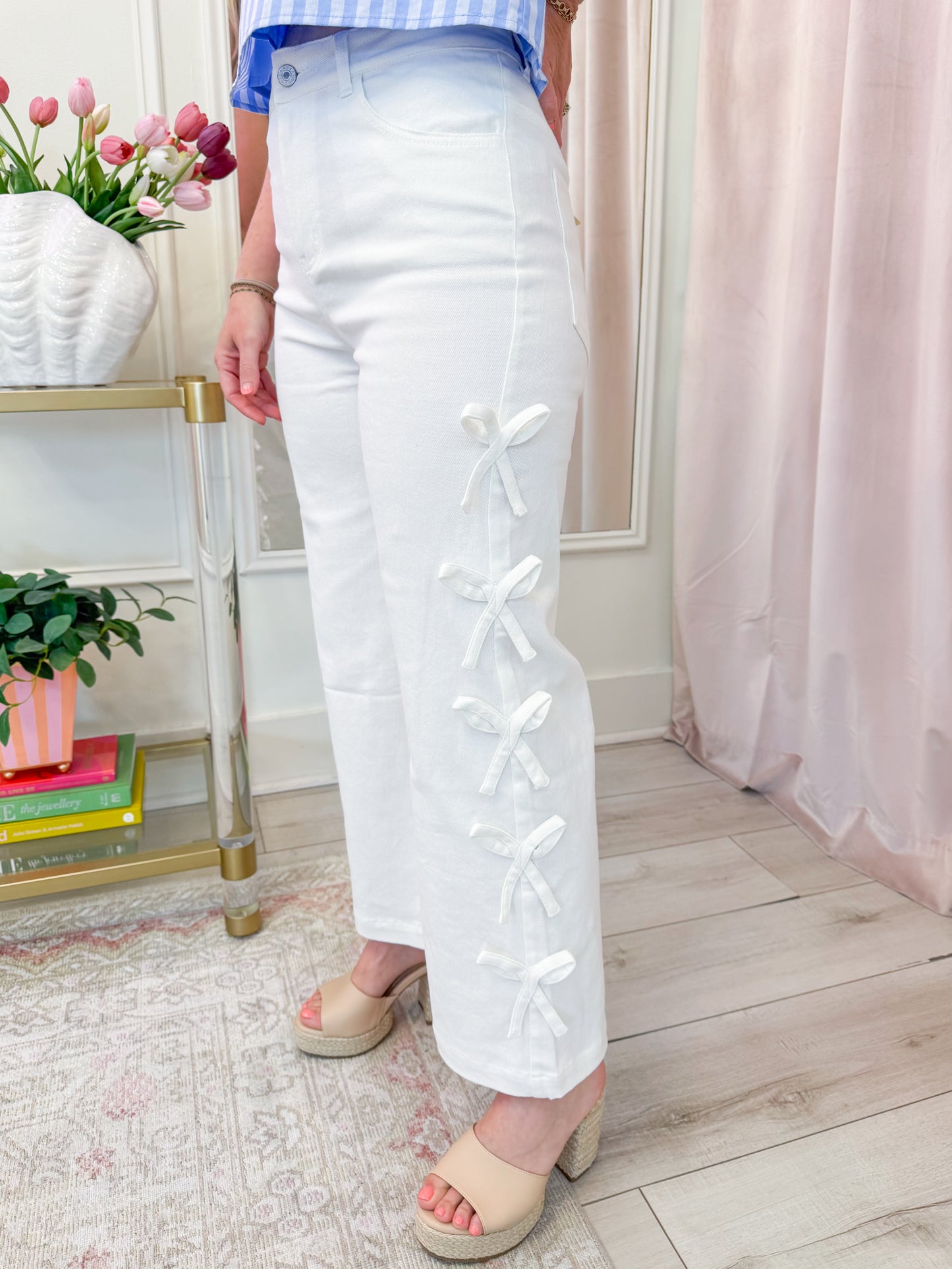 Bow & Go Crop Wide Leg Jean