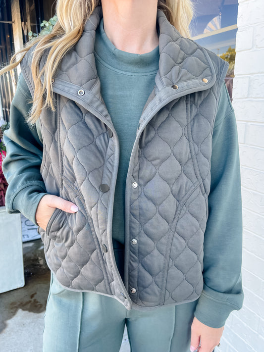 Cool Down Quilted Knit Vest