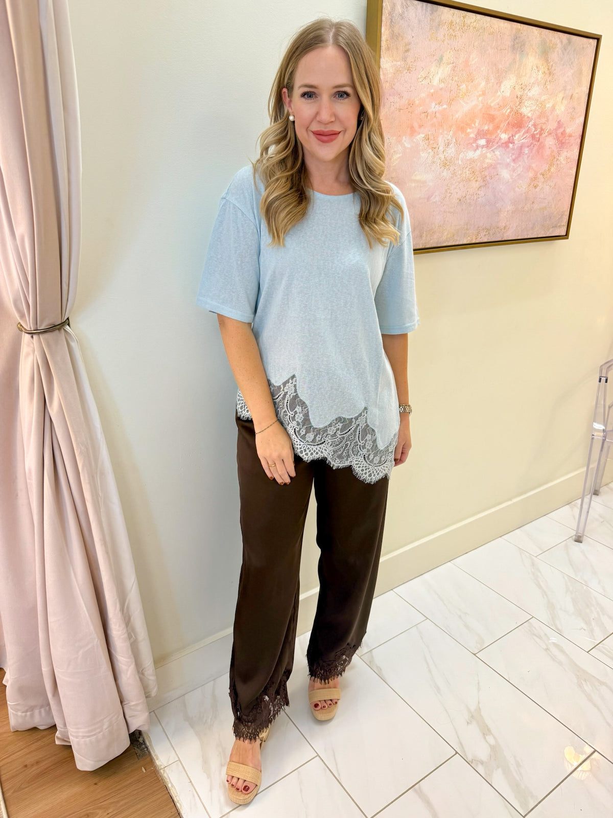 Slub Knit Lace Hem Tee