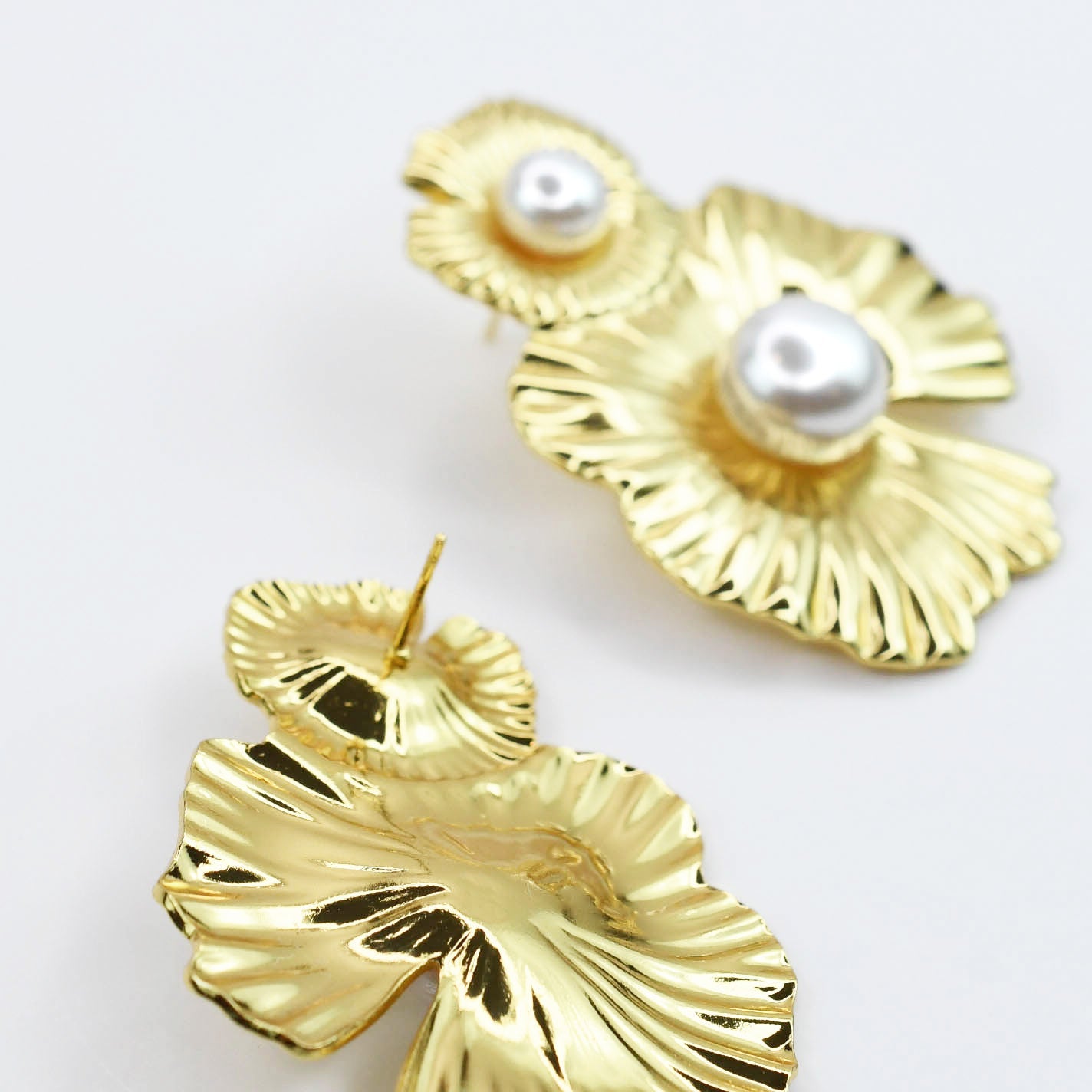 Golden Pearl Bloom Earrings