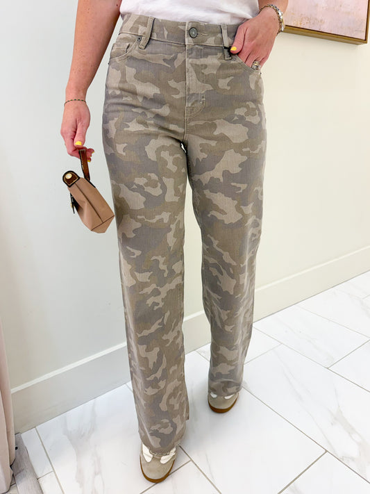 Logan High Rise Dad Jean Tan Camo