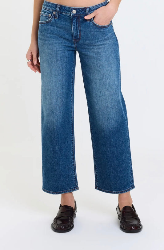 Keeper Crop Low Rise Straight Crop Haze