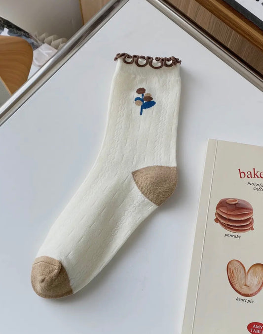 Floral Print Ruffled Crew Socks