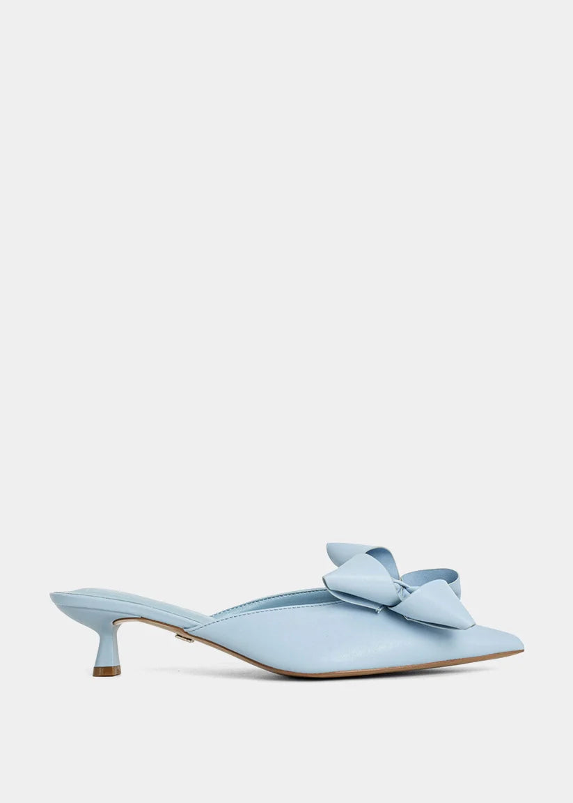Nell Heel