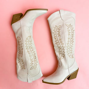 The Ukiri Tall Boot